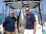 Braden & Daniel USA 09 214 July 2009 Stellwagen bank 200 lb tuna-72-6